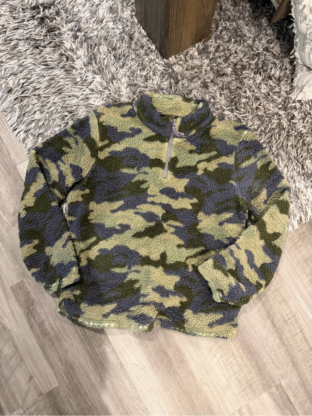 Women’s Camo Sherpa Quarter-Zip Pullover Sweatshirt - Green/Olive